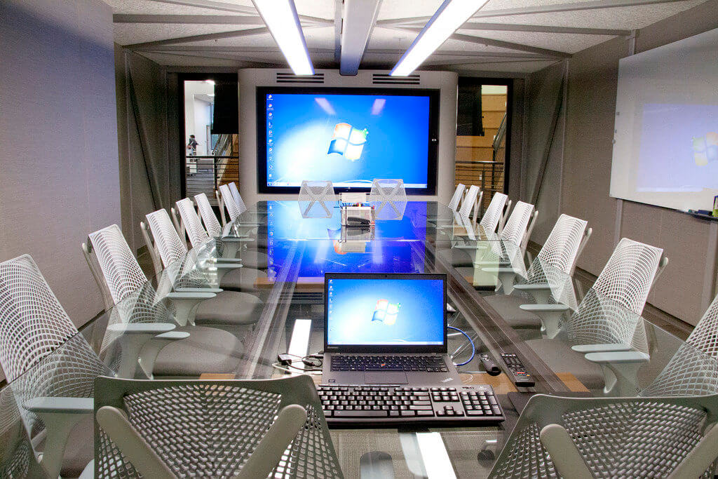 Benefits of Upgrading HR Tech for Internal Communications